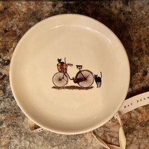 Set of 4 Rae Dunn 6” Black Cat and Bicycle Plates